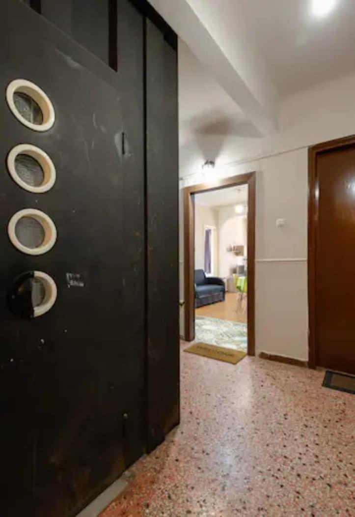 Private Pristine Balcony Home- Heart Of The Center 테살로니키 외부 사진
