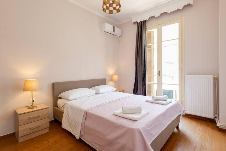 Private Pristine Balcony Home- Heart Of The Center 테살로니키 외부 사진